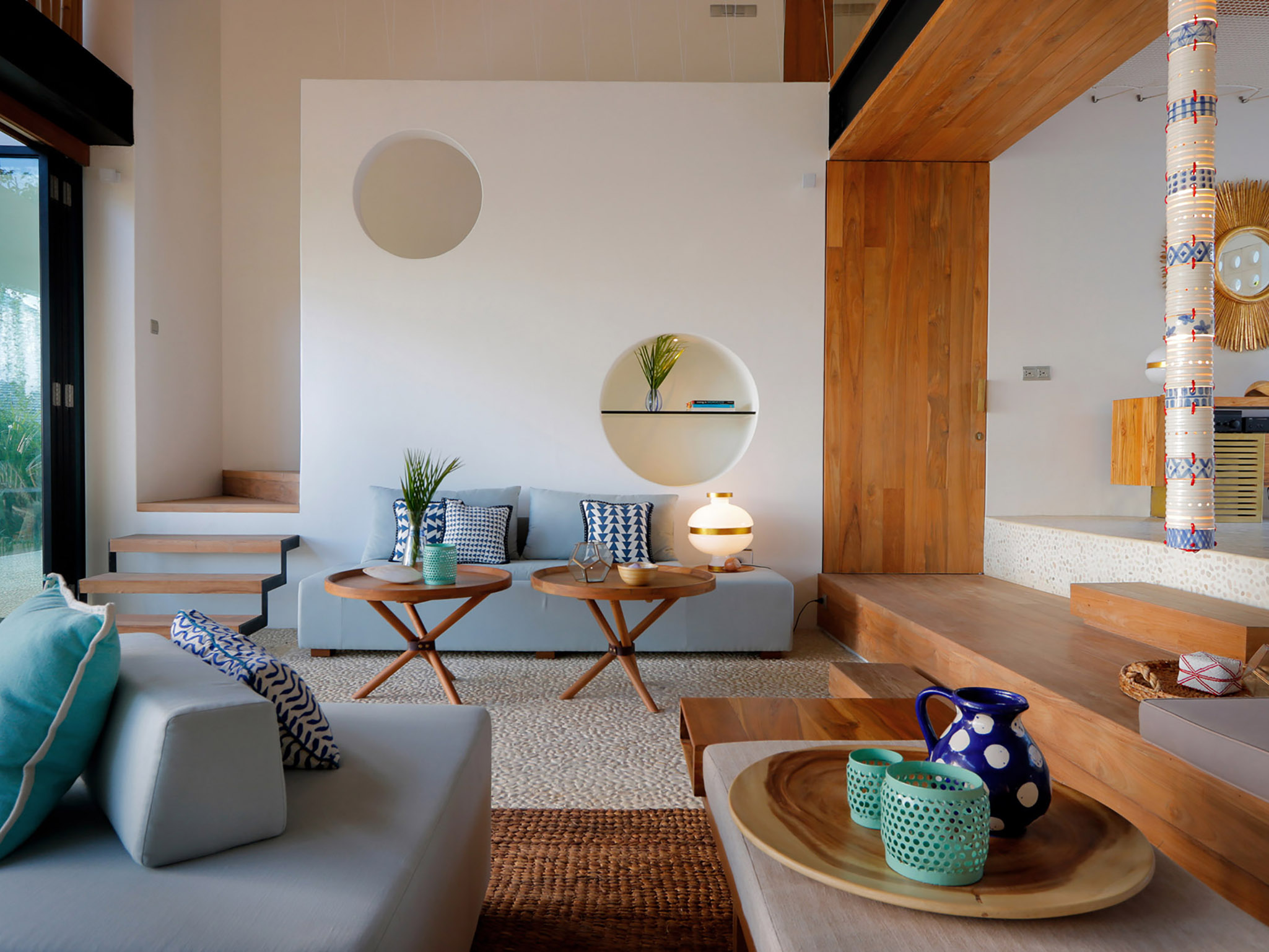Villa Seascape - Modern living space setting
